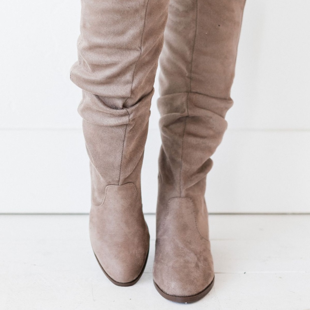 BRITTNEY Suede Autumn Boots - taupe - Picture 5 of 5